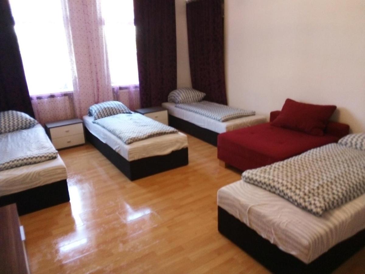 Raisa Apartments Fuenkhgasse 프레스바움 외부 사진