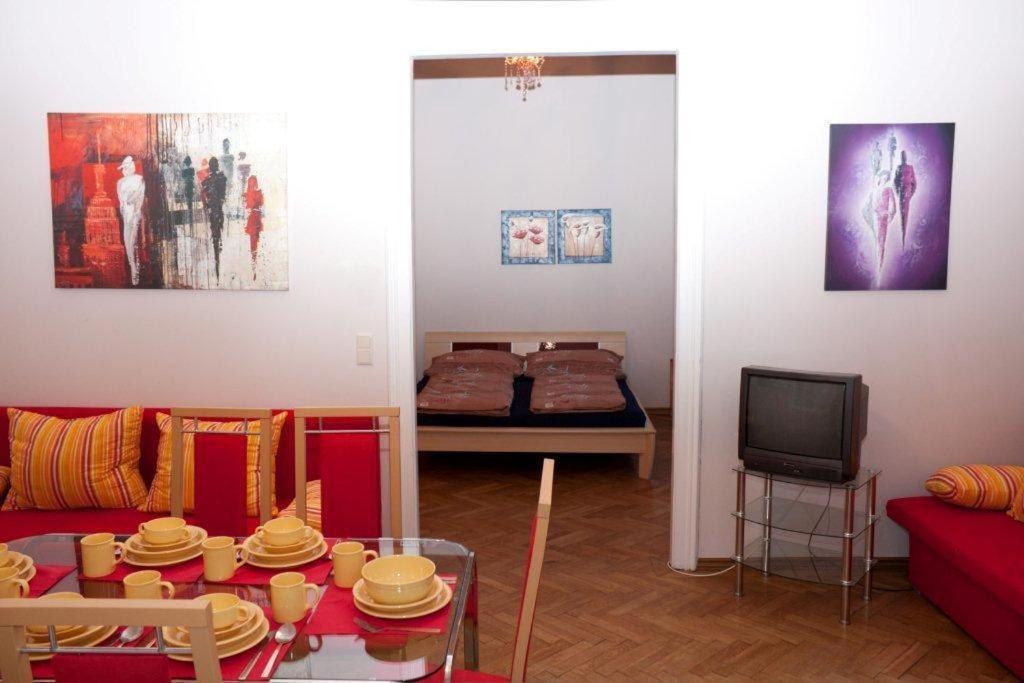Raisa Apartments Fuenkhgasse 프레스바움 외부 사진