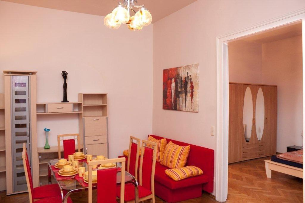 Raisa Apartments Fuenkhgasse 프레스바움 외부 사진