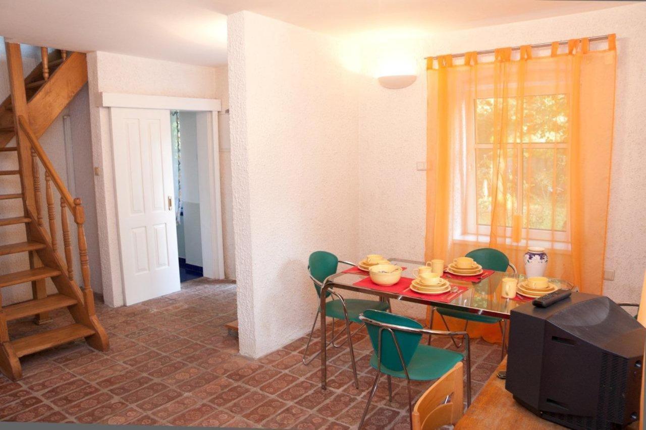 Raisa Apartments Fuenkhgasse 프레스바움 외부 사진